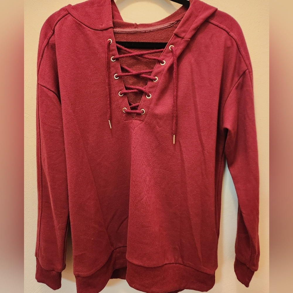 Lace-Up Burgundy Sweatshirt Hoodie Size M